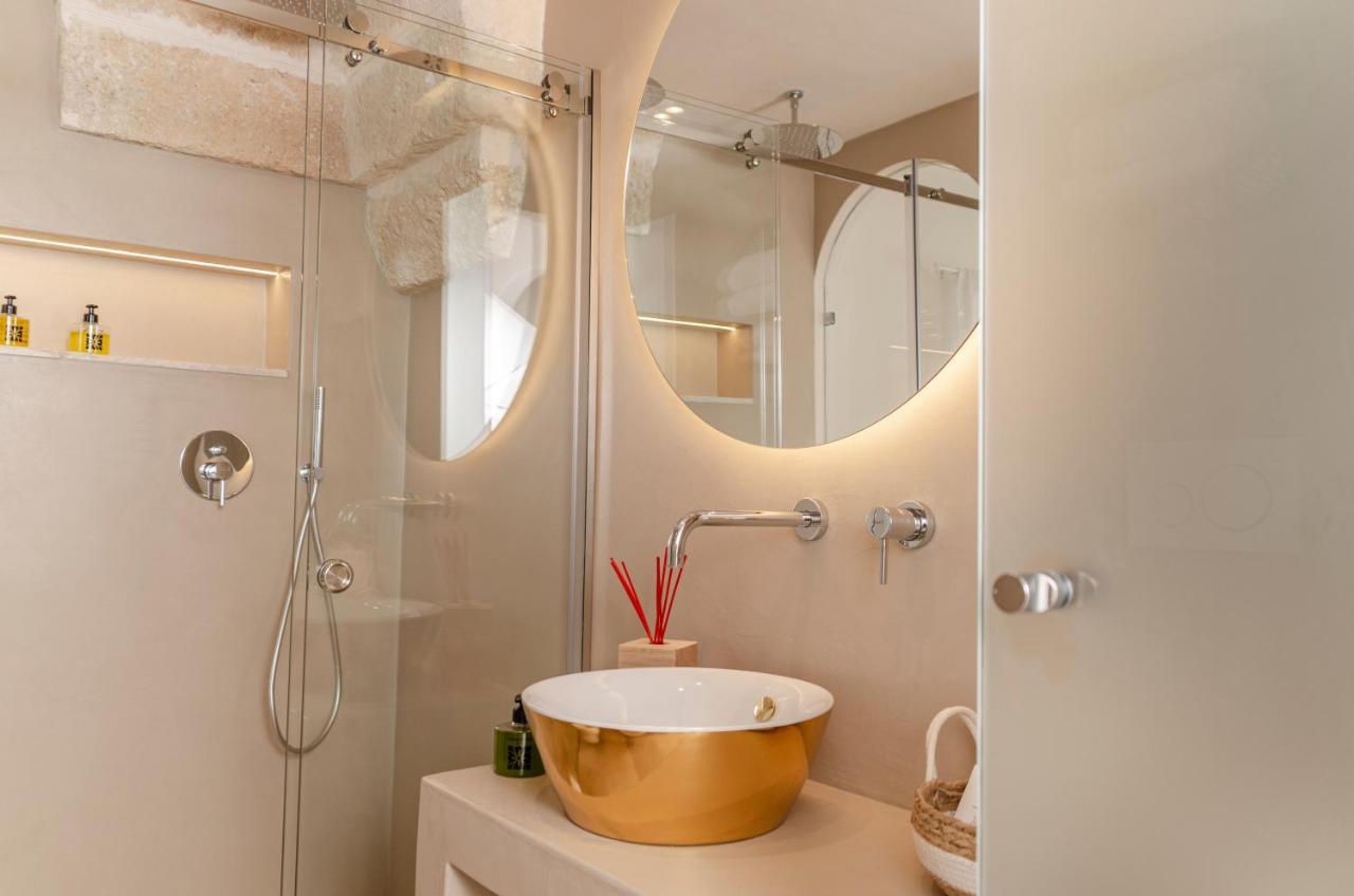 Apulia Charming Suites - Casa Rossa Suite Perla E Suite Corallo Savelletri Exteriör bild