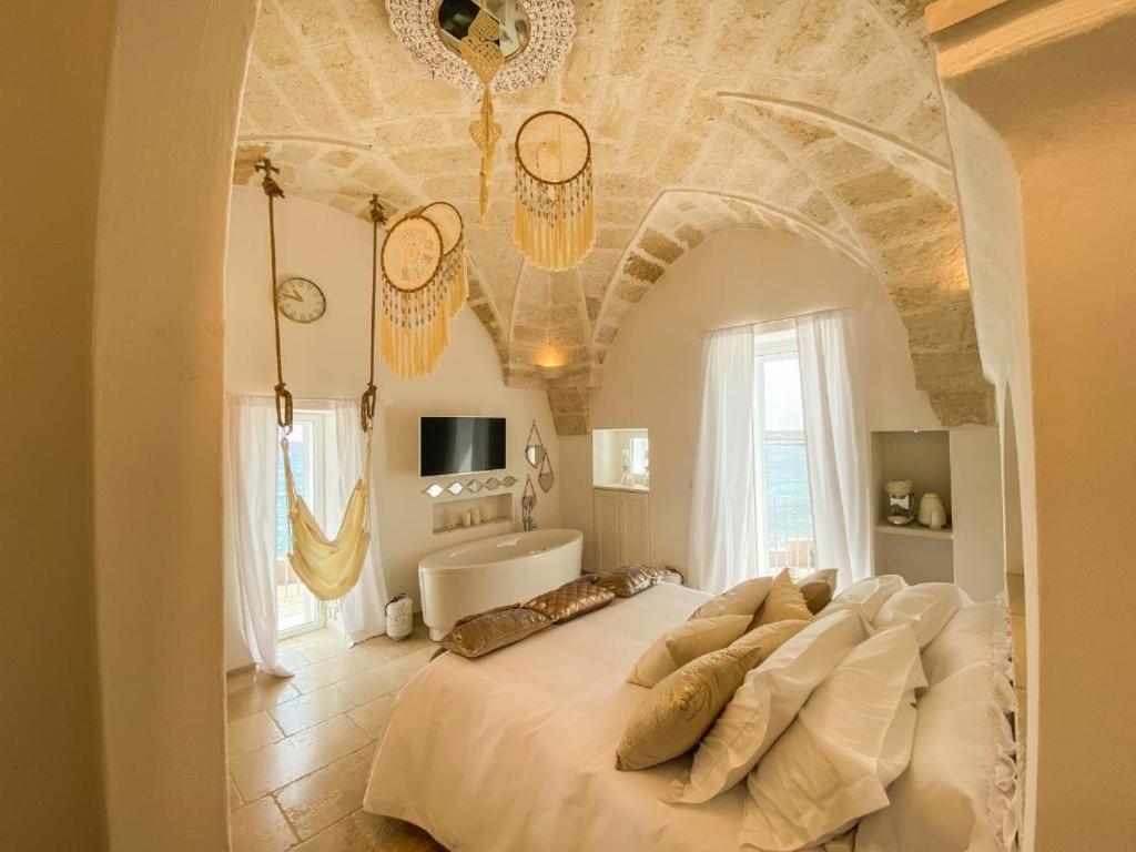 Apulia Charming Suites - Casa Rossa Suite Perla E Suite Corallo Savelletri Exteriör bild
