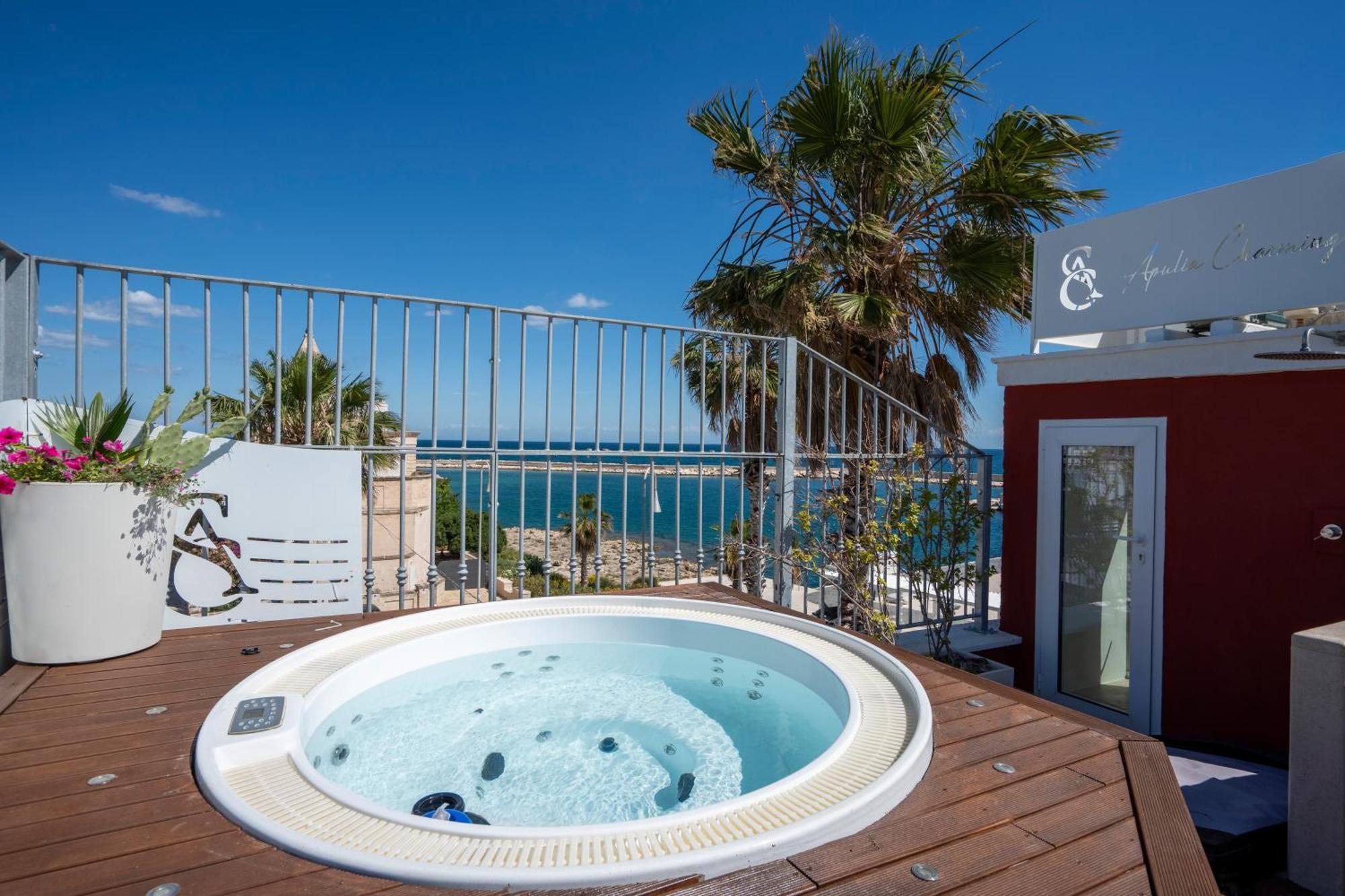 Apulia Charming Suites - Casa Rossa Suite Perla E Suite Corallo Savelletri Exteriör bild